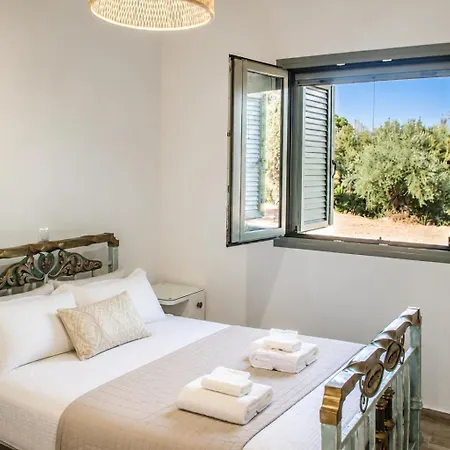 Olive Coast Feriehus Kyparissia
