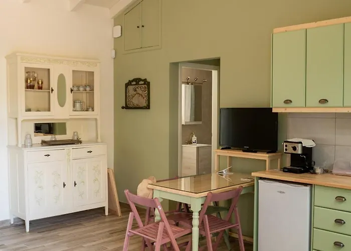 Olive Coast Kyparissia